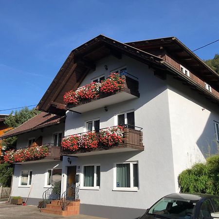 Appartement Zirbenduft Ferienhaus Fuenf Sinne โดบริอาค ภายนอก รูปภาพ