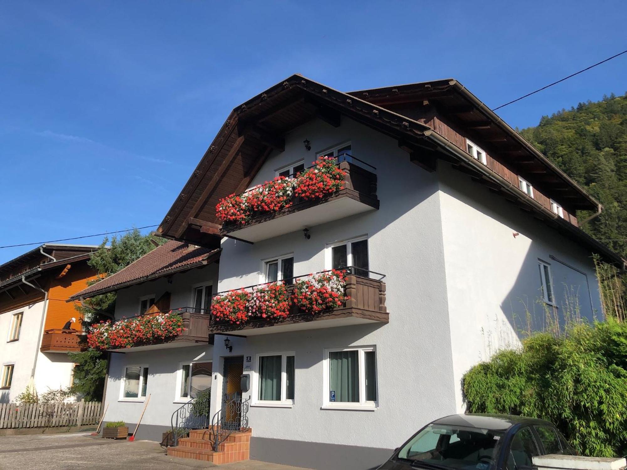 Appartement Zirbenduft Ferienhaus Fuenf Sinne โดบริอาค ภายนอก รูปภาพ